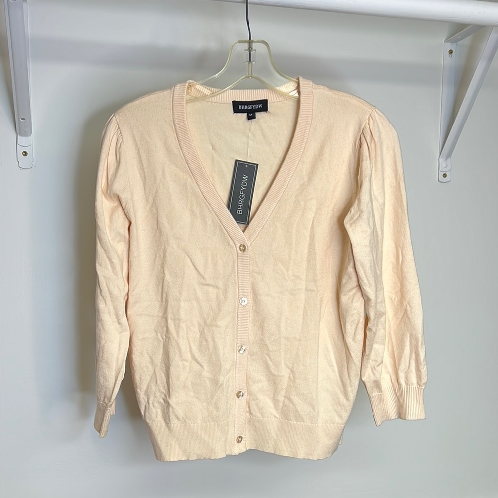 NWT Amazon 3/4 Sleeve Apricot Colored Lightweight Cardigan- M